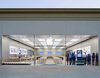 apple store chenal little rock.